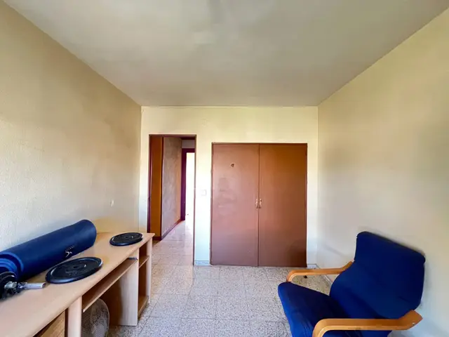 Piso en Juan XXIII, Alicante · foto 3 de 20