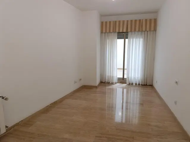 Piso en Centro Tradicional, Alicante · foto 3 de 30